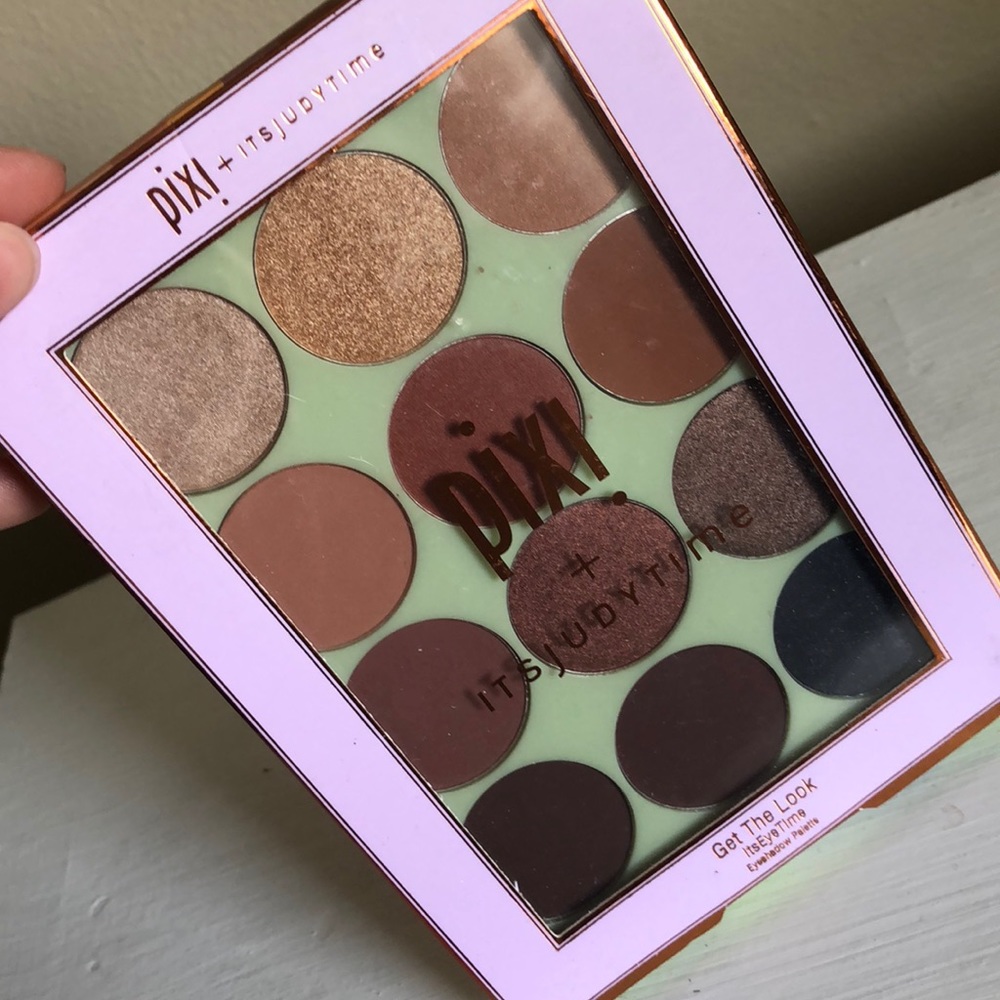 PIXI BEAUTY; ItsJudysLife eye palette **AUTHENTIC*